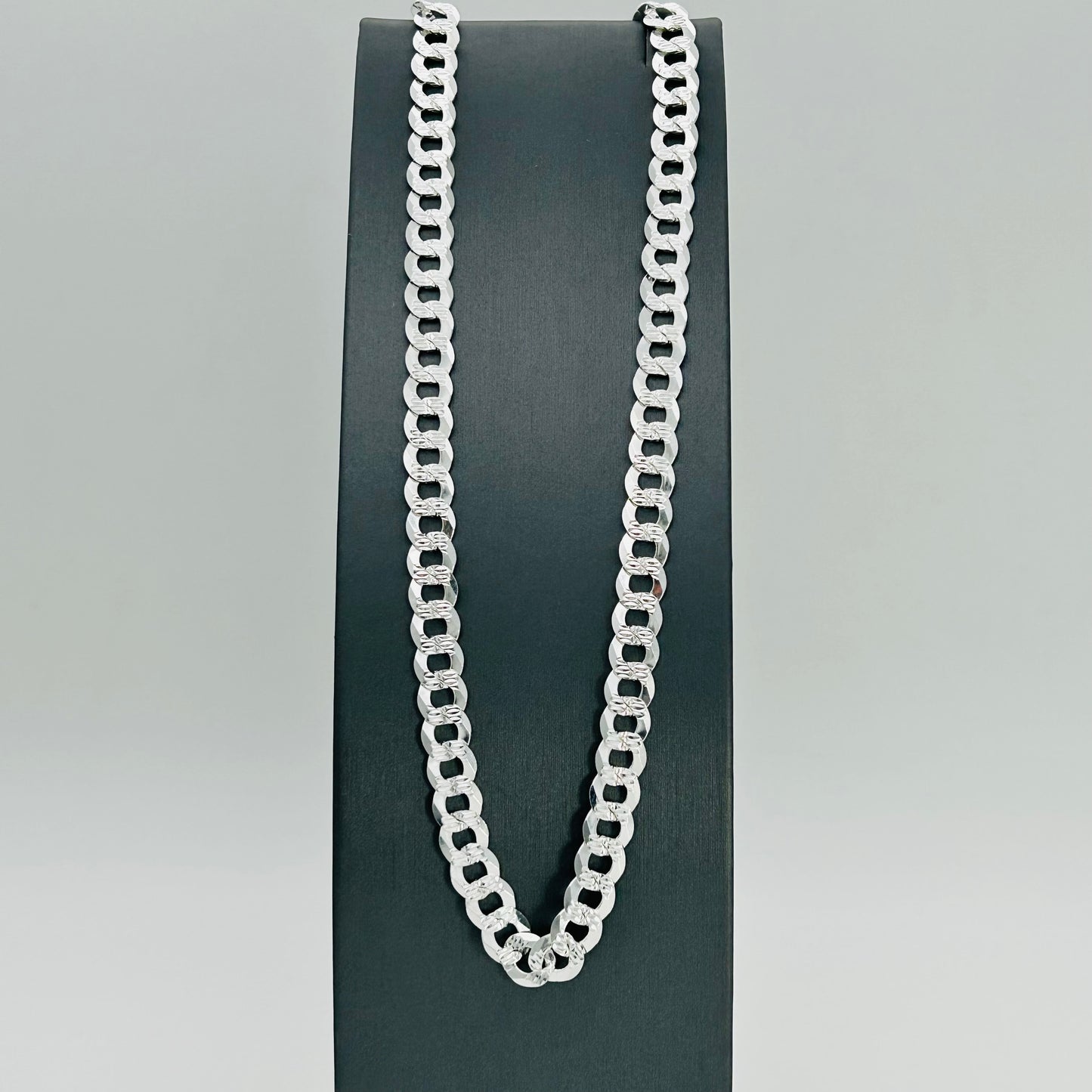 S1875CH Curb Pave Chain 9mm. X 26"