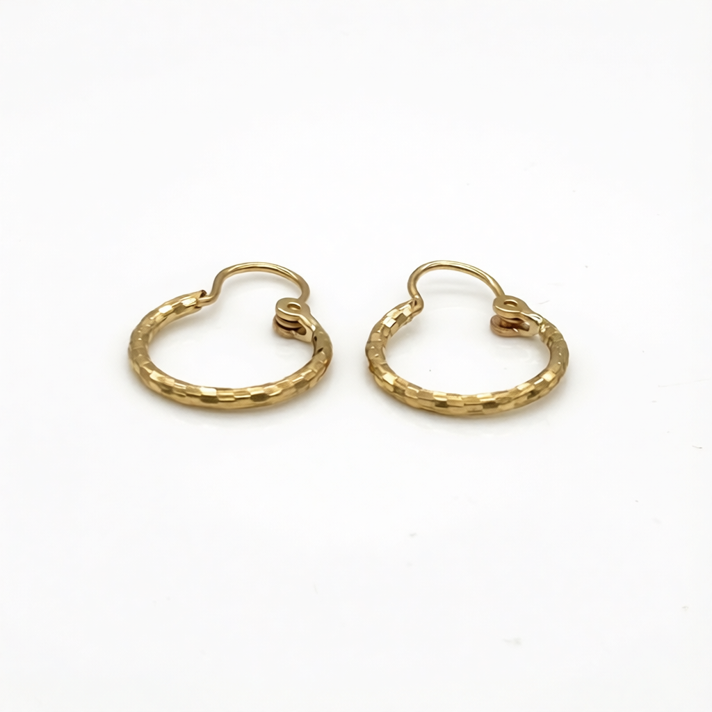 10KG08 Hoop Earrings 14mm.