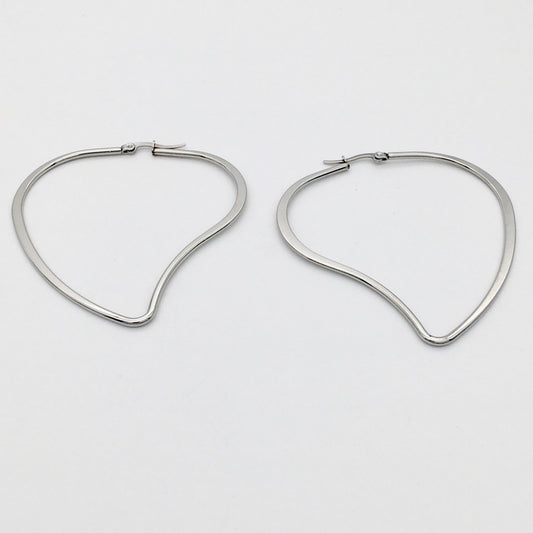 SS1389ER Heart Hoop 60x58