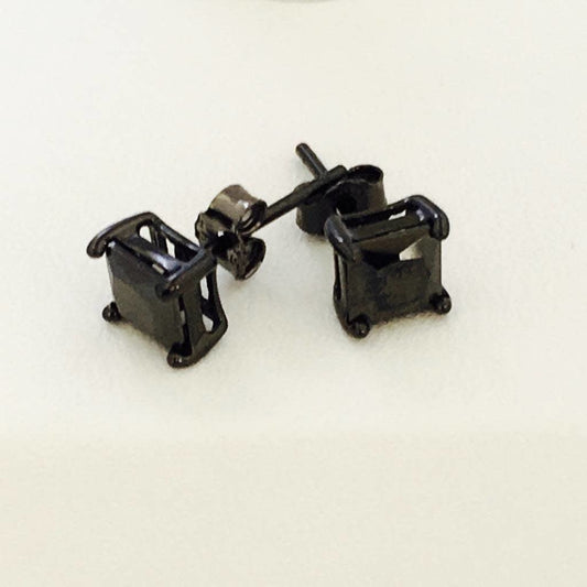 Z1104ER Black Plated Post Earrings 8mm.