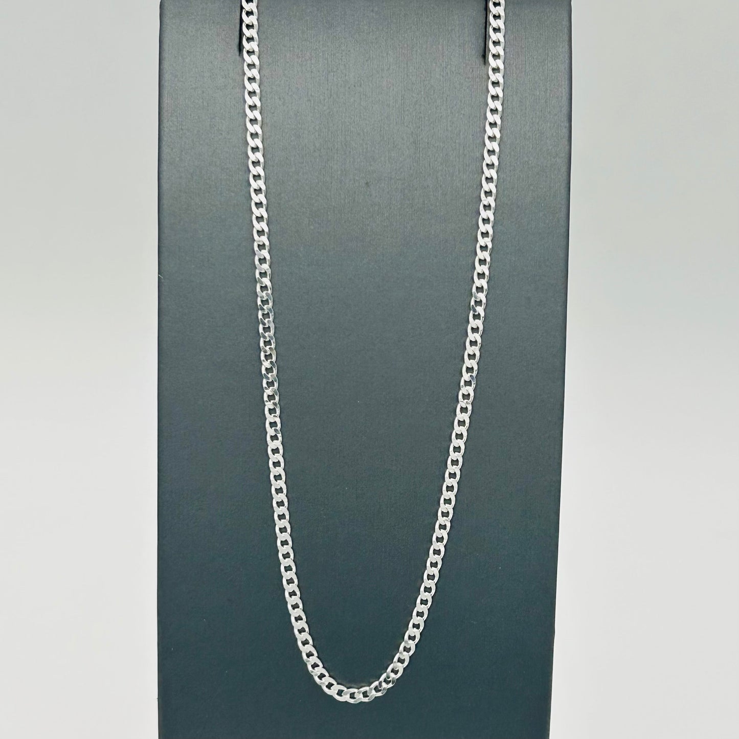 S1754CH Flat Curb Link Chain 3mm. X 22"