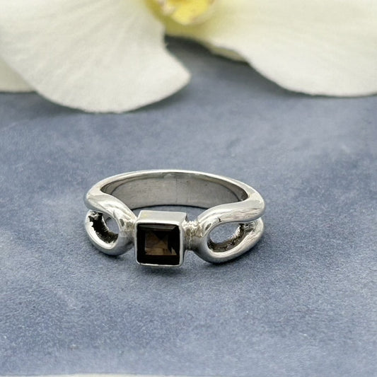 ST1691 Smoky Ring # 7.5 Final Sale