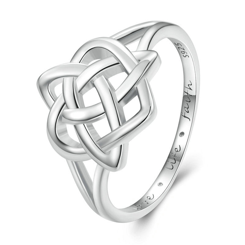 S1791 Triquetra Ring